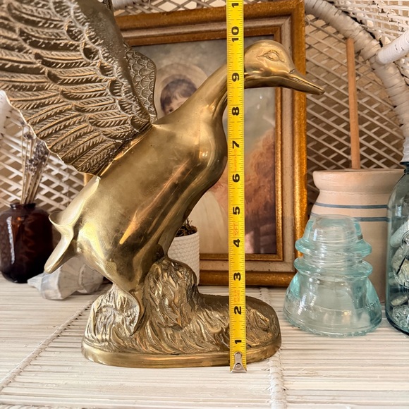 Vintage Large Brass Flying Duck Figurine - Picture 10 of 12